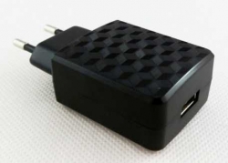Napáječ, síťový adaptér USB 5V/ 2A barva černá